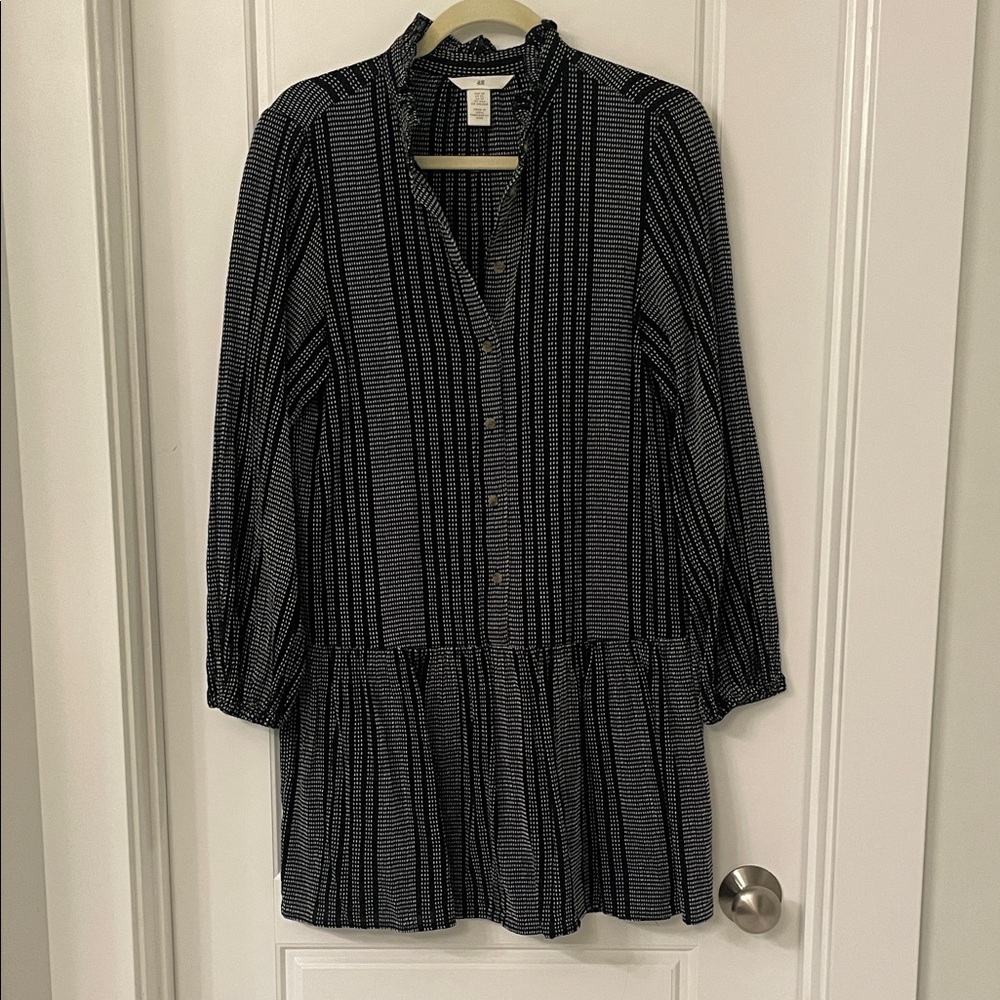 H&M Black and White Striped Long Sleeve Button Shirt Dress